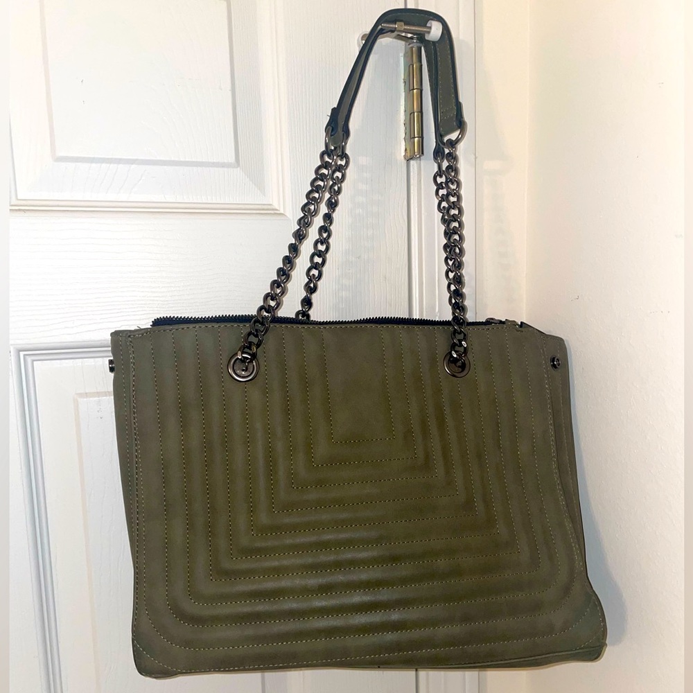 Army green chain link handled purse with connecting wallet included!